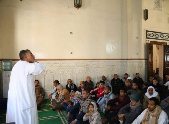 لأول مرة .. ترجمة خطبة الجمعة إلى لغة الإشارة في مصر ... بالصور