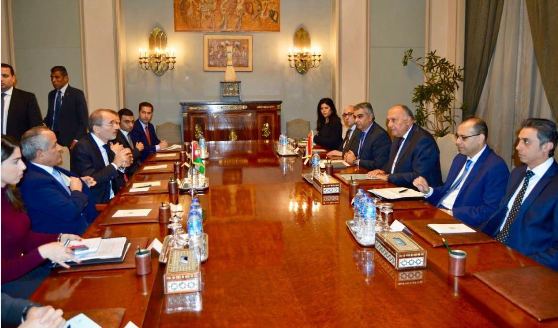 وزير الخارجية ونظيره الاردنى يؤكدان عمق العلاقات بين البلدين فى كافة المجالات