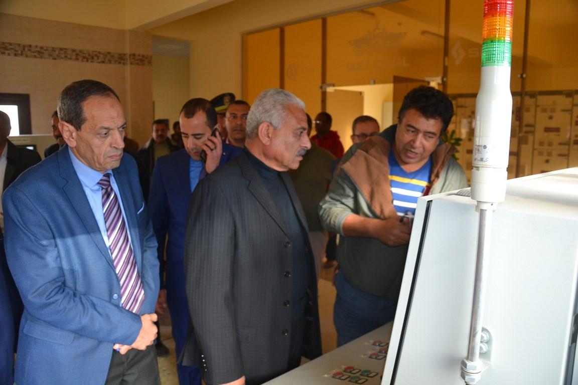   محافظ السويس يتفقد أعمال تطويرمحطة مياه الهاويس