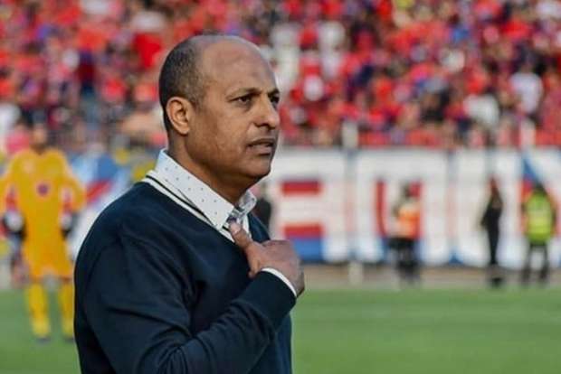 طارق مصطفي مدرب البنك الأهلى