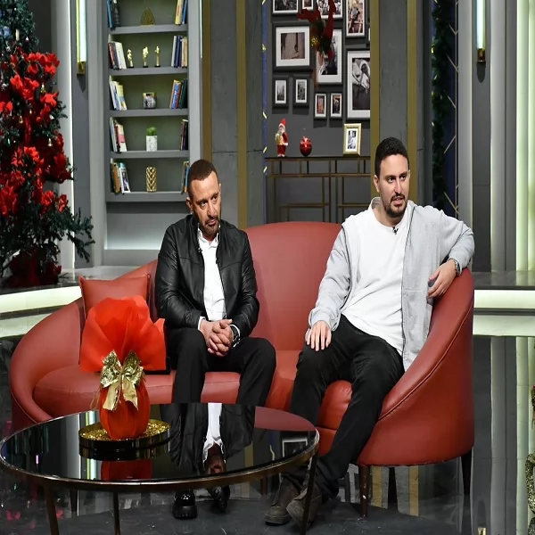 أحمد السقا ونجله ياسين 