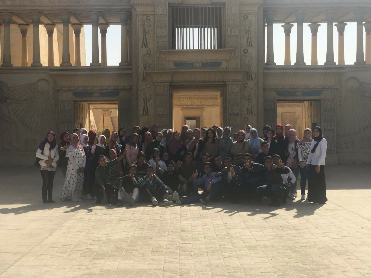 طلاب جامعة السويس 