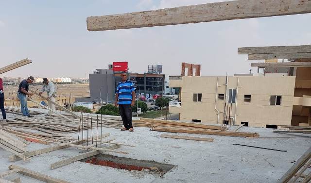 أسباب تحفظ جهاز بدر على معدات المقاولين وشن حملة إشغالات.. صور