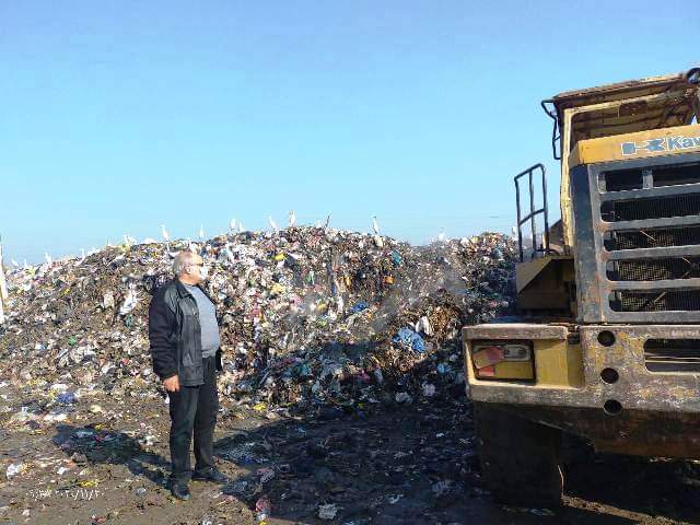 التدخل البيئى ترفع ٦٠٠طن قمامة ومخلفات من المقالب بأبوشلبى.. بالصور