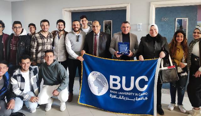 كلية الإدارة جامعة بدر تنظم تدريب لطلابها بمصانع السويدى.. بالأسماء