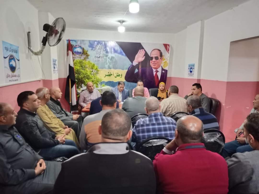 النائب عادل النجار يلتقى مواطنى مركز فوه لبحث مشاكلهم ووضع حلول جذر