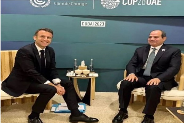 الرئيس عبدالفتاح السيسي ونظيره الفرنسي