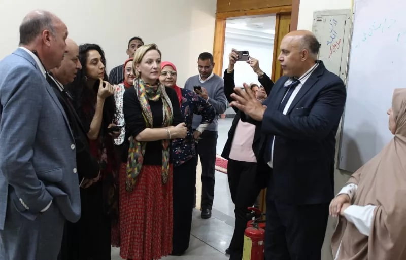 وفد منظمة العمل