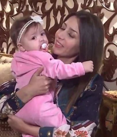 اول ظهور لابنة الفنانة جنات .. صور