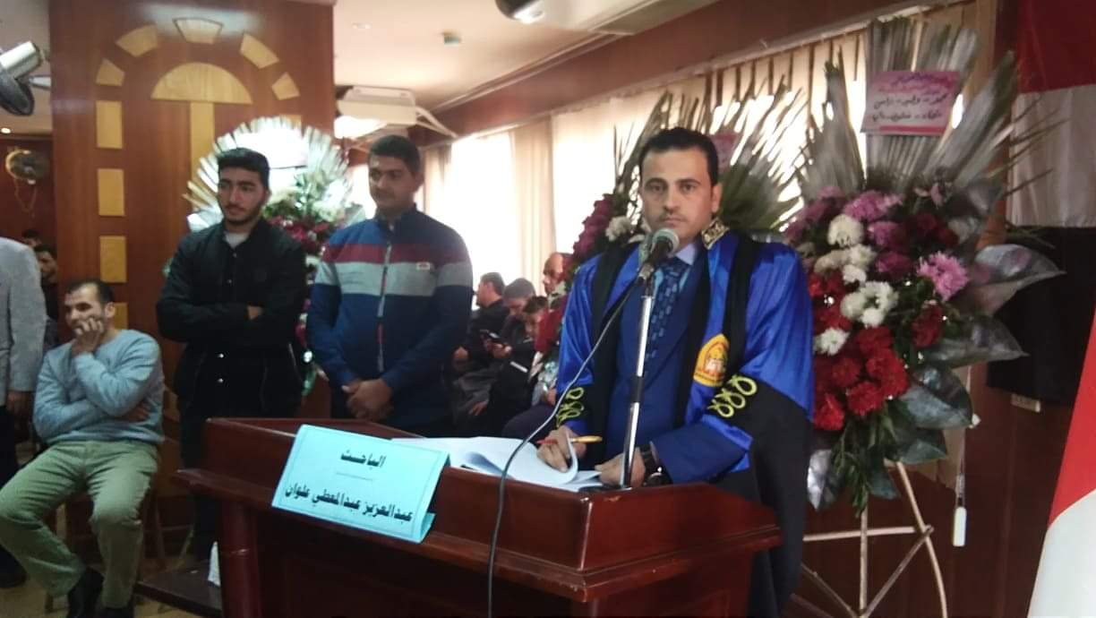 باحث يحصل على الدكتوراه  في  أول رسالة  عن قانون الخدمة  المدنية الجديد بجامعة الزقازيق