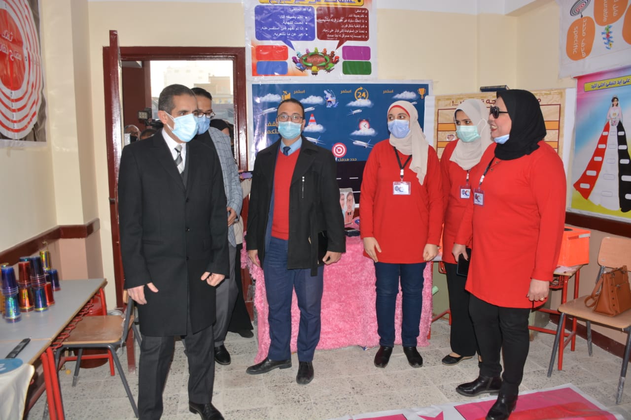 محافظ الغربية يفتتح المدرسة الابتدائية الحديثة بكفر الزيات -صور