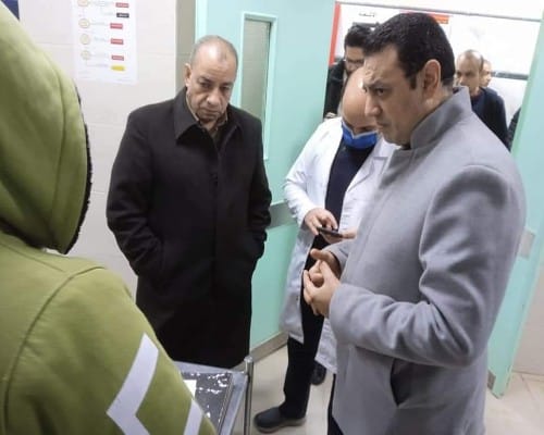 مدير التأمين الصحى بالقليوبية يتابع سير العمل فى 