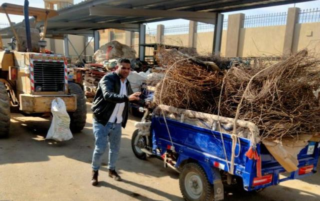 جهاز الشيخ زايد يتحفظ على 7 تروسيكلات تحت شعار ممنوع السير صور