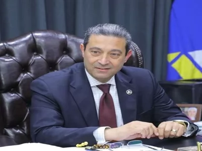  الدكتور ايمن الشهابي محافظ دمياط