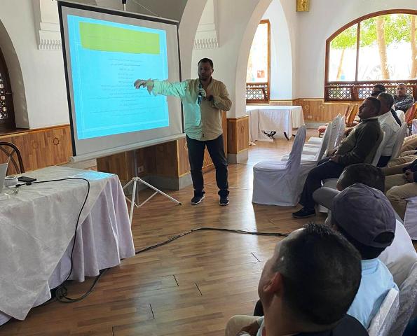 مستقبل وطن ينظم ندوات عن فيروس كورونا للعاملين بالسياحية بجنوب سيناء بالصور