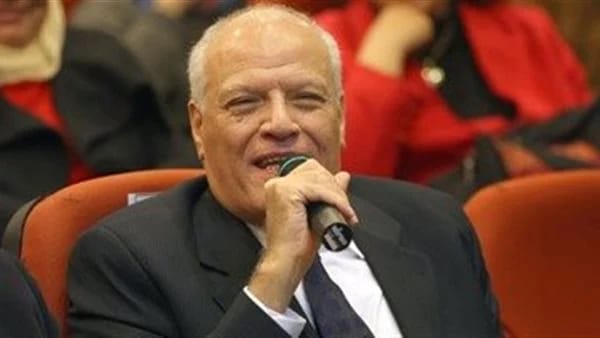 الدكتور عبد الحي عبيد