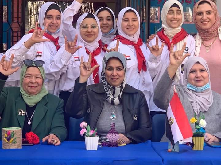 بقيادة  الخطيب  ومبروك : قواقل لمتابعة الإدارات التعليمية  بالجيزة