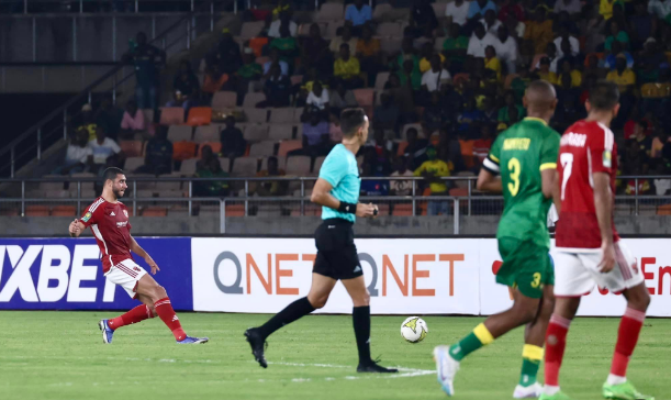 الأهلى ويانج أفريكانز