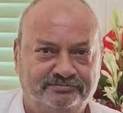الكاتب الصحفى / حسين غيته