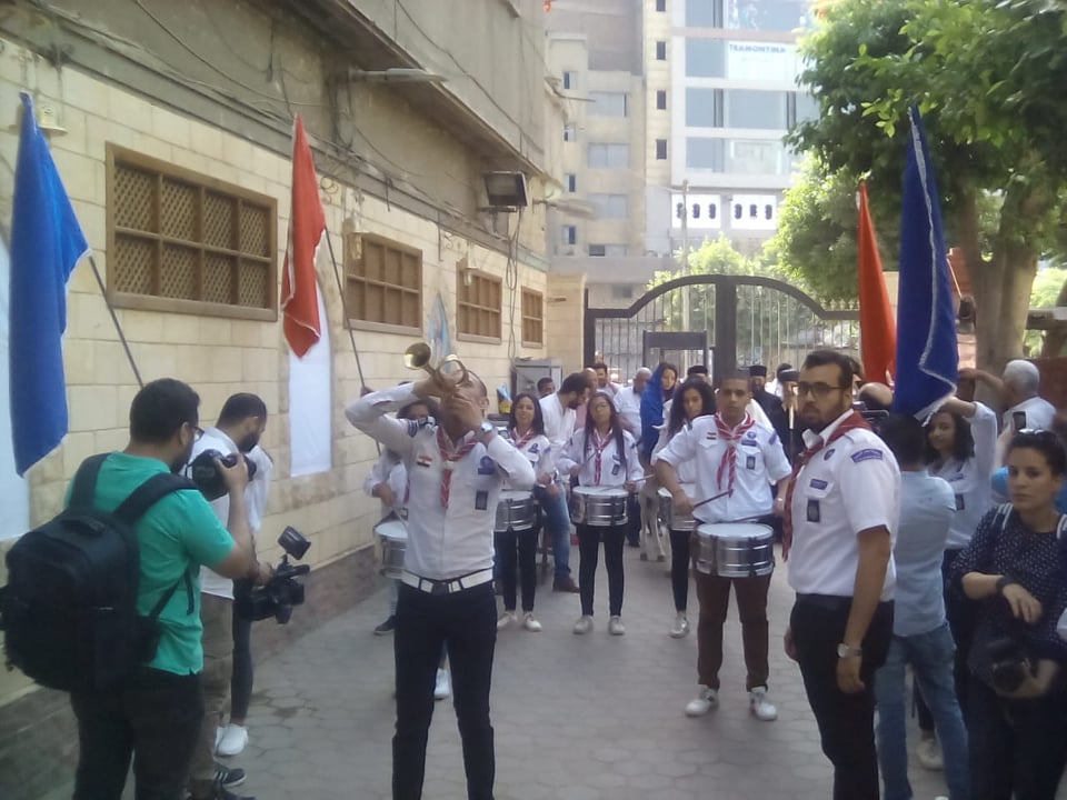 أجراس كنائس زويلة وطبول الكشافة تدق لاستقبال موكب العائلة المقدسة بحضور الأنبا رافائيل