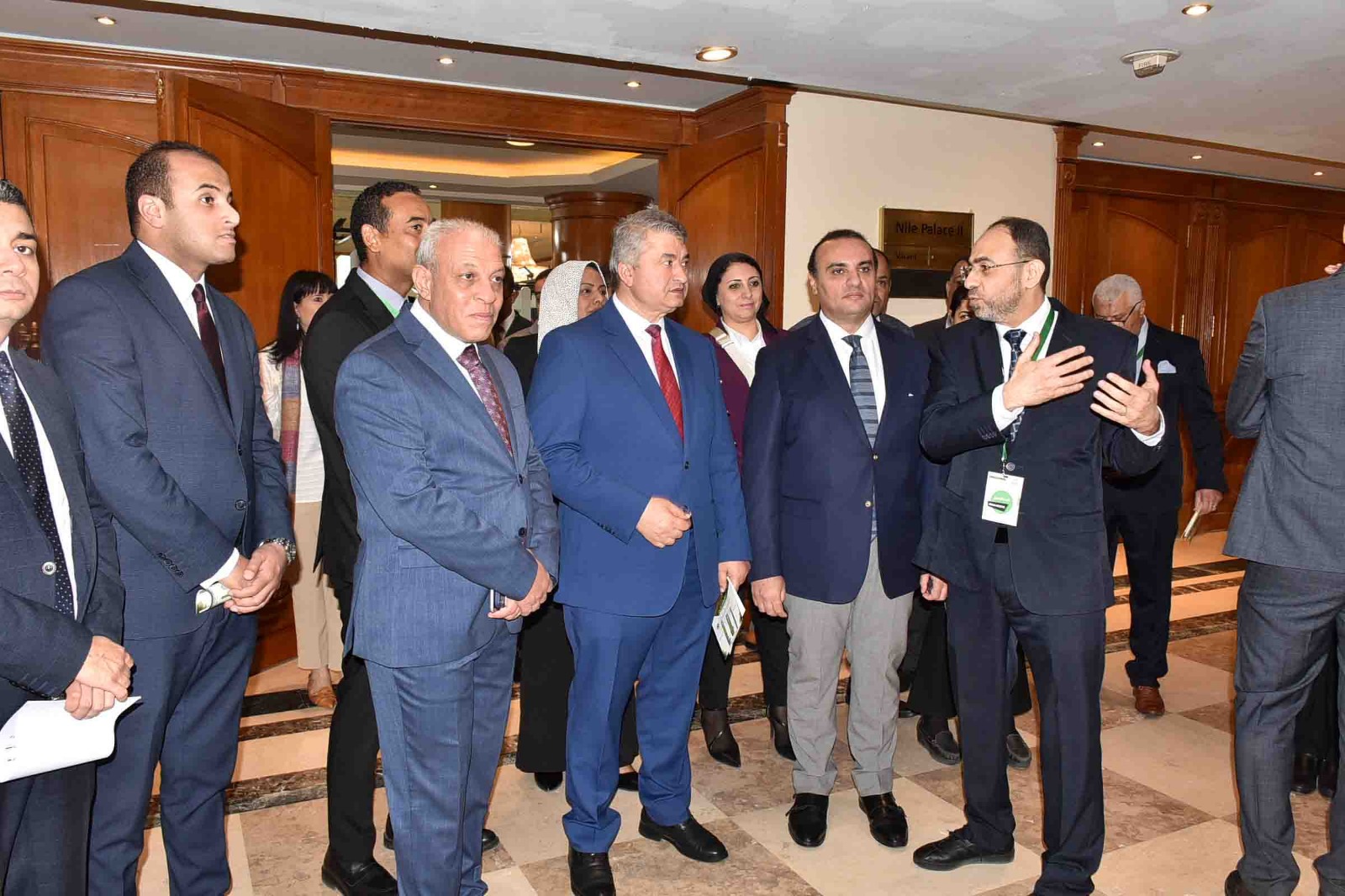 نائب محافظ الأقصر يفتتح فعاليات الدورة الثانية لمؤتمر الأعمال 
