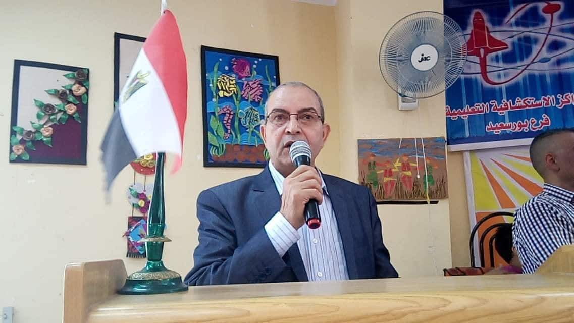 باهي يشهد توزيع شهادات إعفاء طلاب مدارس التربية الخاصة ببورسعيد من التجنيد