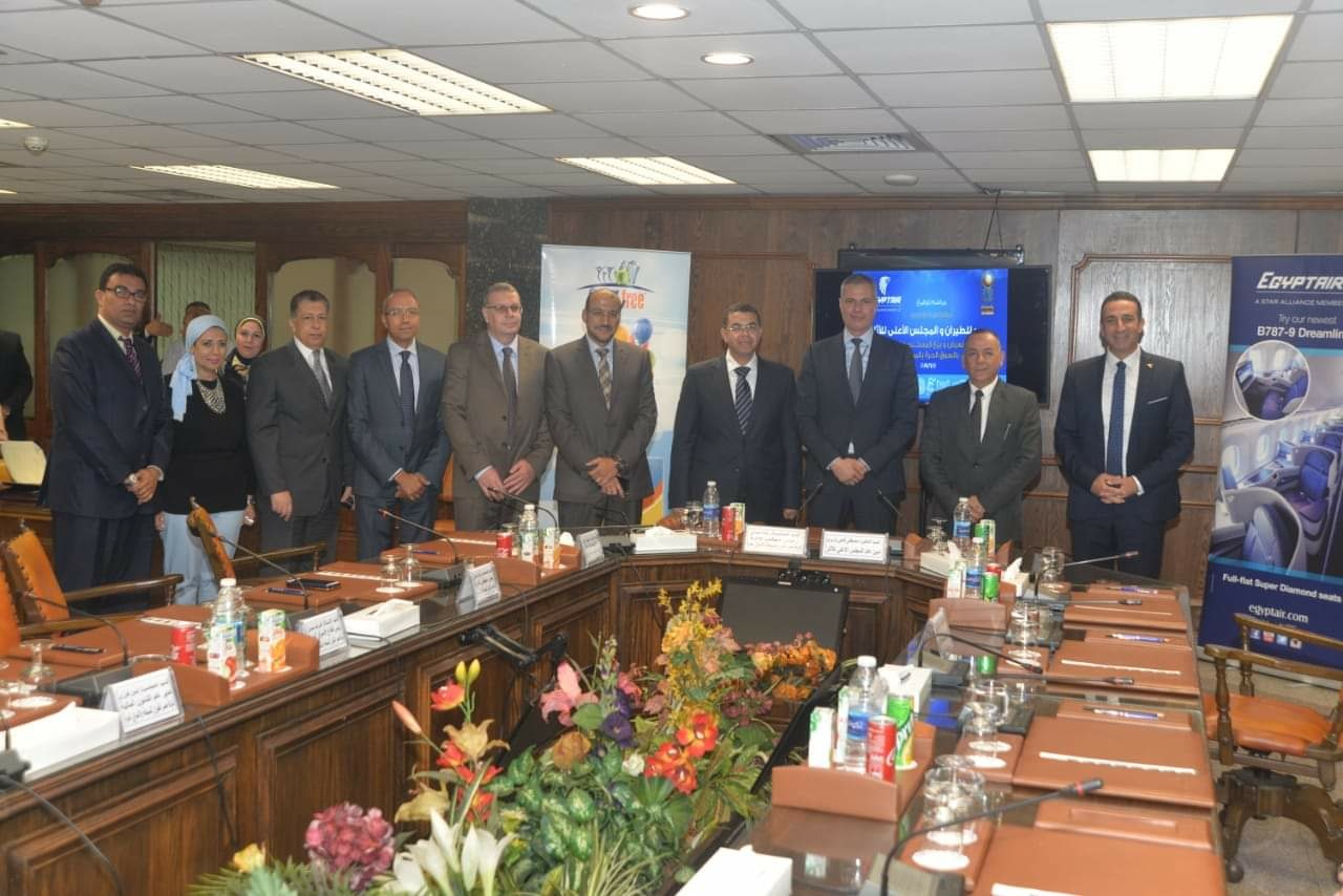 مصرللطيران والمجلس الأعلى للآثار يوقعان بروتوكول تعاون لبيع المستنسخات الأثرية