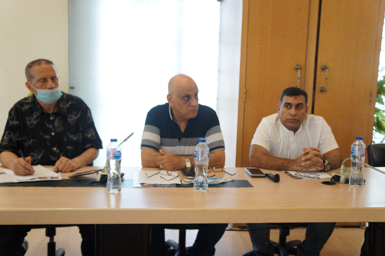 لقاء الغرفة 