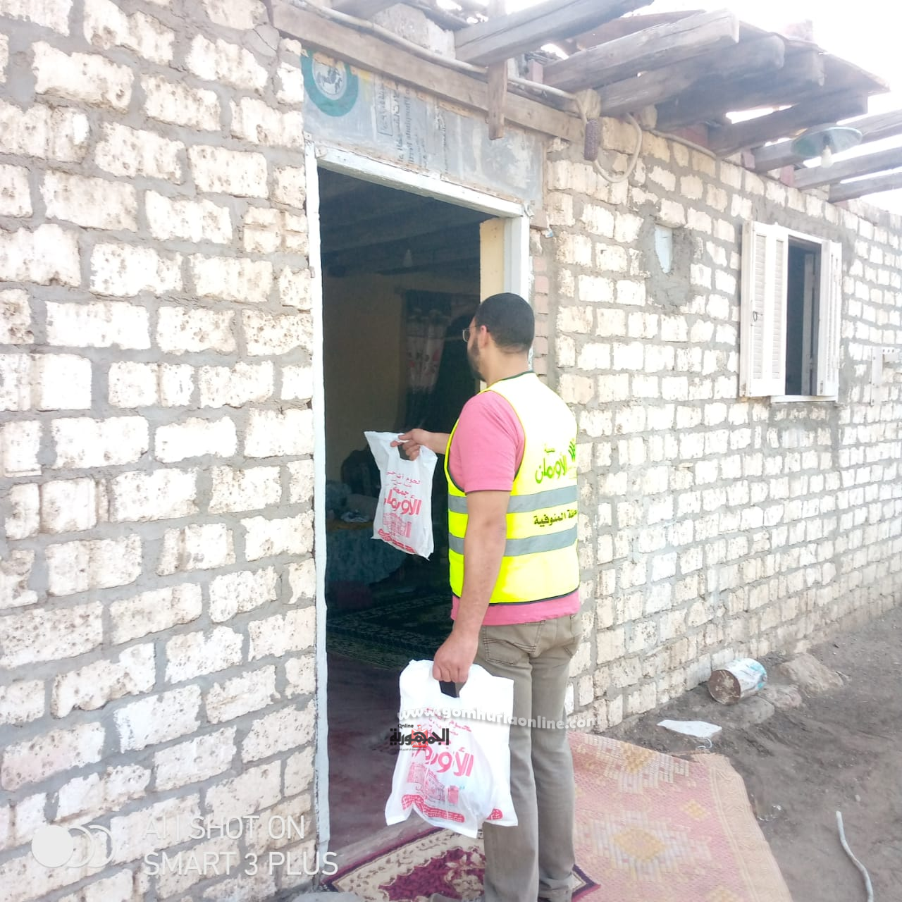 أبو ليمون:  ذبح (30) عجل أضاحي وتوزيعها على الأسر  المستحقة 