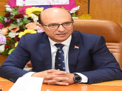 الدكتور أحمد المنشاوي رئيس جامعة أسيوط