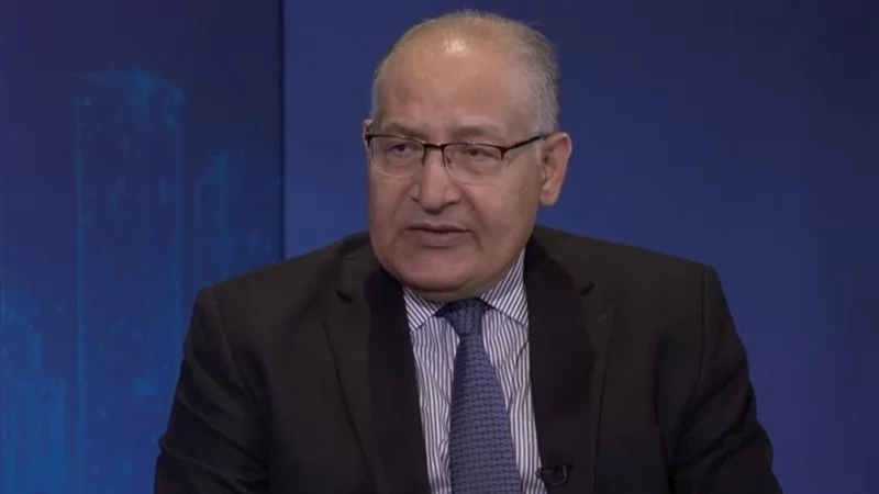 السفير عزت سعد
