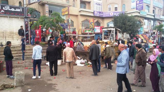 جهاز العبور يشن حملة اشغالات ومخالفات بشوارع المدينة.. بالصور