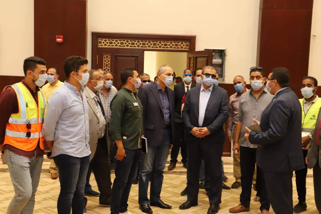 سعفان يزور جامعة الملك سلمان ويتفقد المباني والمدرجات والملاعب الرئيسية