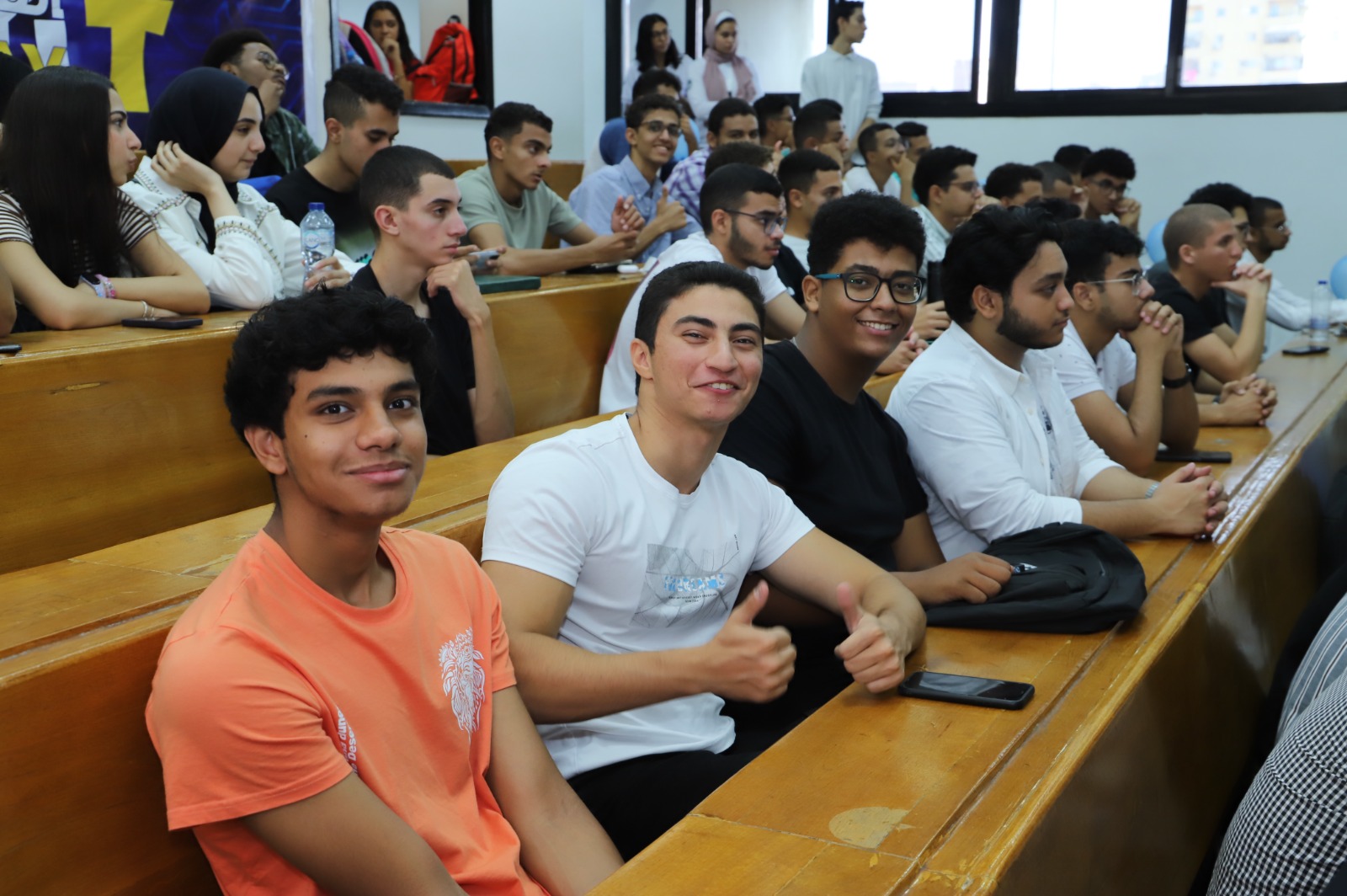 حاسبات عين شمس تحتفل بطلابها الجدد والقدامى..صور