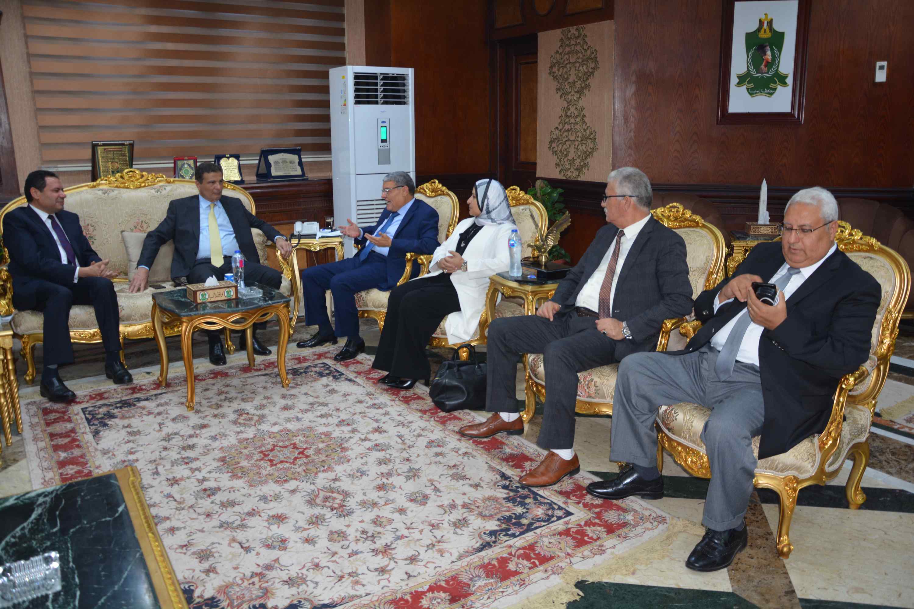 محافظ المنيا يشهد فعاليات مؤتمر البنك الزراعي المصري بمناسبة تعزيز الشمول المالي ، ودعم الأسر الأكثر احتياجاً