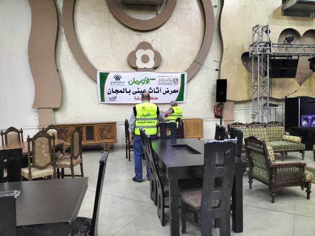 مدير التضامن يفتتح معرضا للاثاث وأجهزة الكهرباء بالزقازيق   