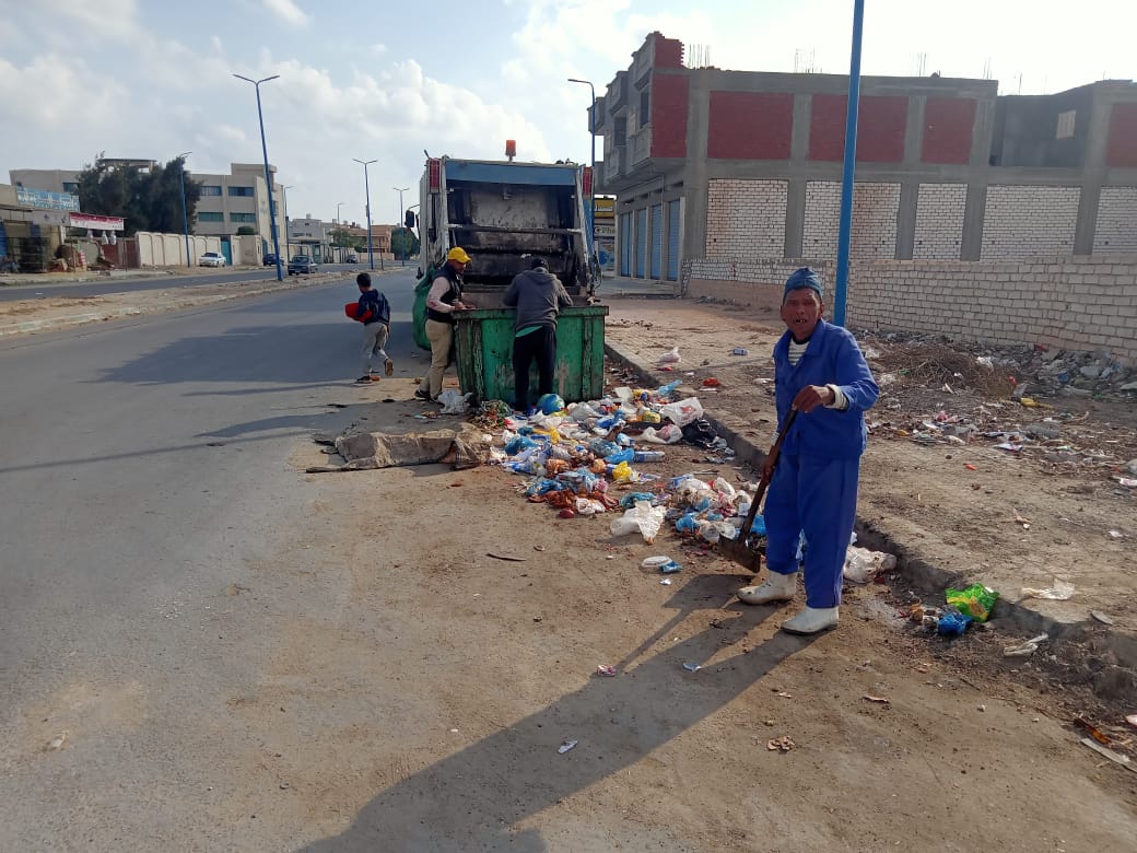 تكثيف جهود النظافة  والتجميل بمدن مطروح 