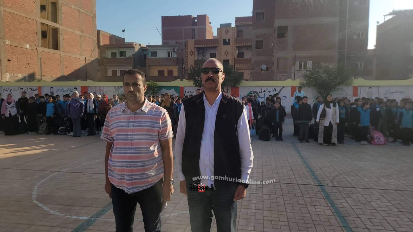 الفولى يشيد بمدرسة قويسنا الرسمية للغات.. صور