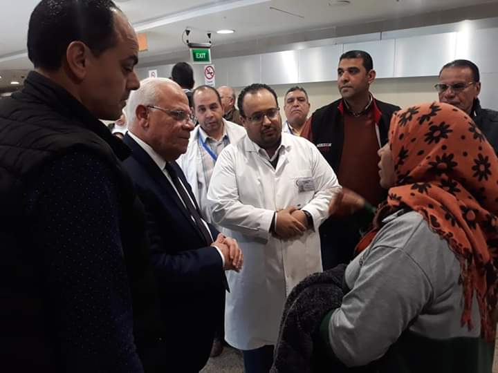 محافظ بورسعيد يتفقد مستشفى السلام   