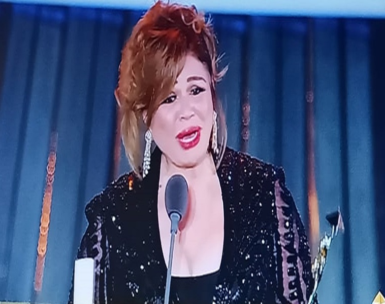 إلهام شاهين تفوز بجائزة أفضل ممثلة عن دورها فى 