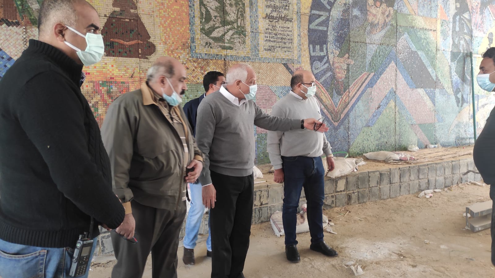 محافظ الجيزة يتفقد أعمال رصف وتطوير شارع النيل 