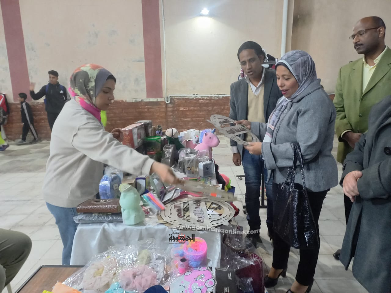 وكيل وزارة التضامن الإجتماعي بالسويس تشيد بمعرض  نساء رائدات