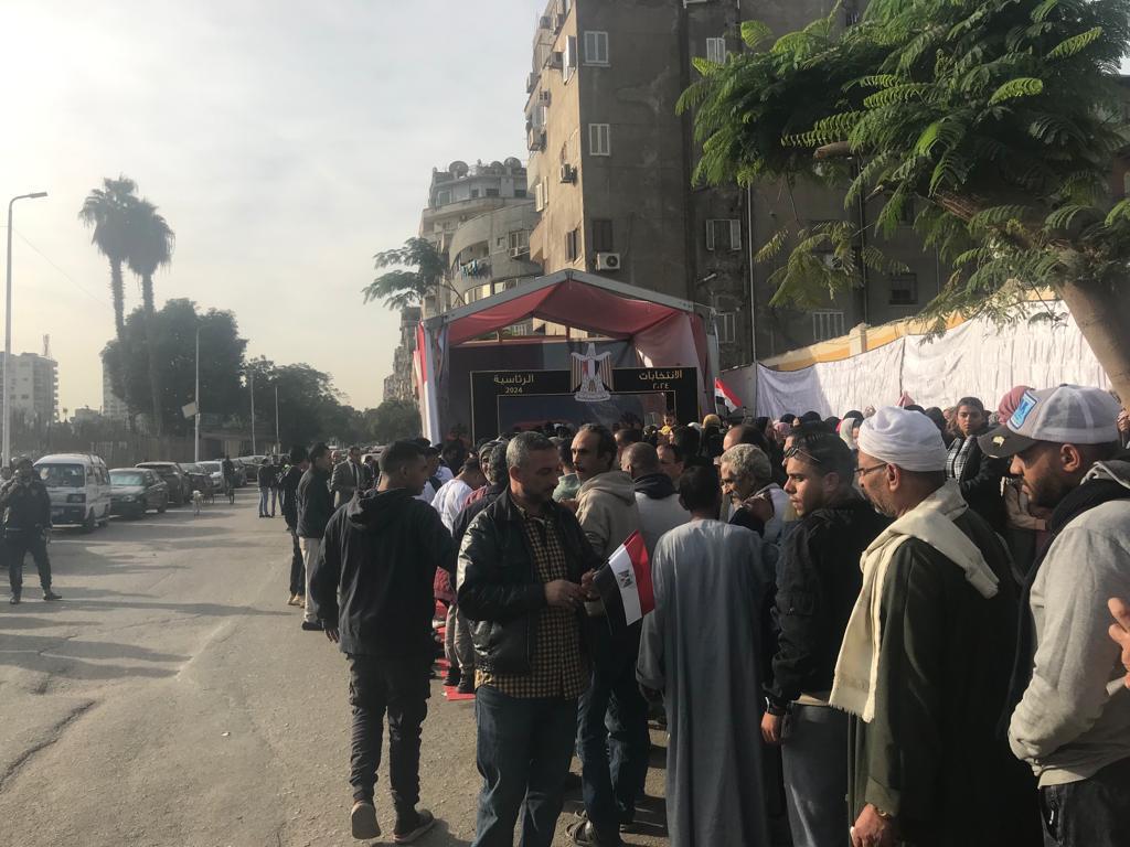 توافد كثيف من مواطنى ابو حمص بالبحيرةعلى لجان الانتخابات الرئاسية