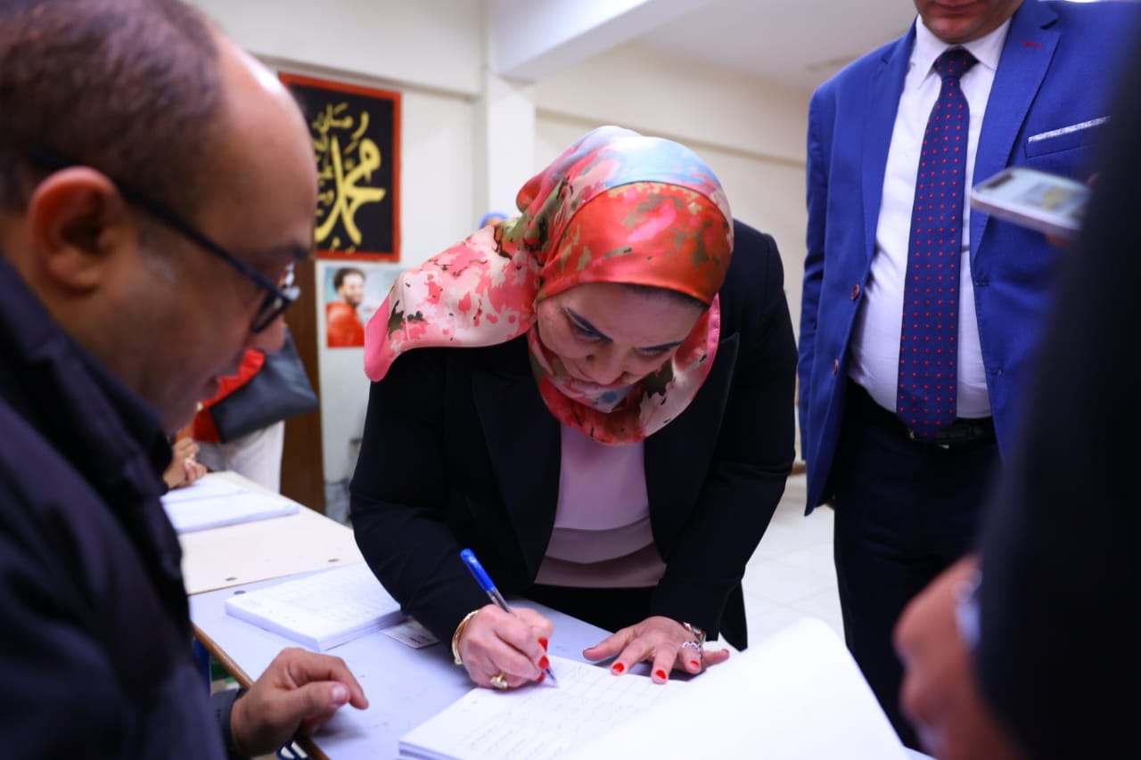 وزيرة التضامن تدلي بصوتها في انتخابات رئاسة الجمهورية 