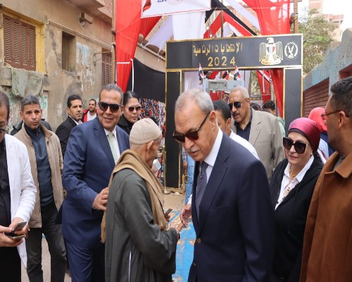 محافظ القليوبية يتفقد اللجان الانتخابية بمدن بنها وكفر شكر وطوخ