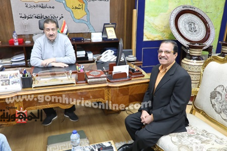 محافظ المنوفية مع المحرر