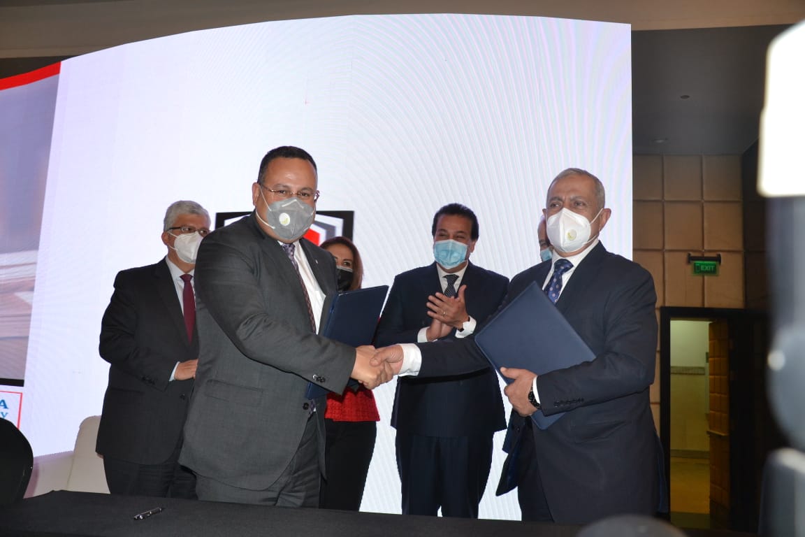 توقيع مذكرة تفاهم بين كلية الطب بلاسكندرية والاكاديمية العربية للعلوم والتكنولجيا  