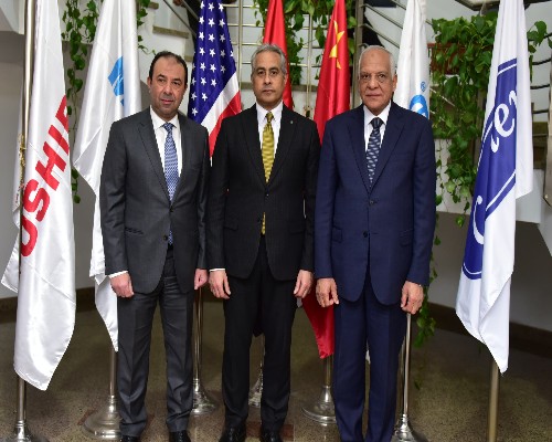 وزير العمل يختتم جولته بالجيزة ويسليم دروع للعاملين من ذوي الهمم