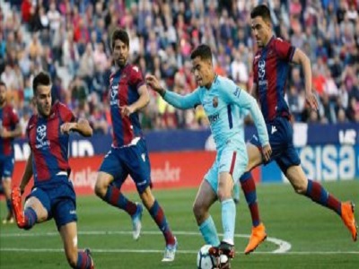 برشلونة وليفانتى