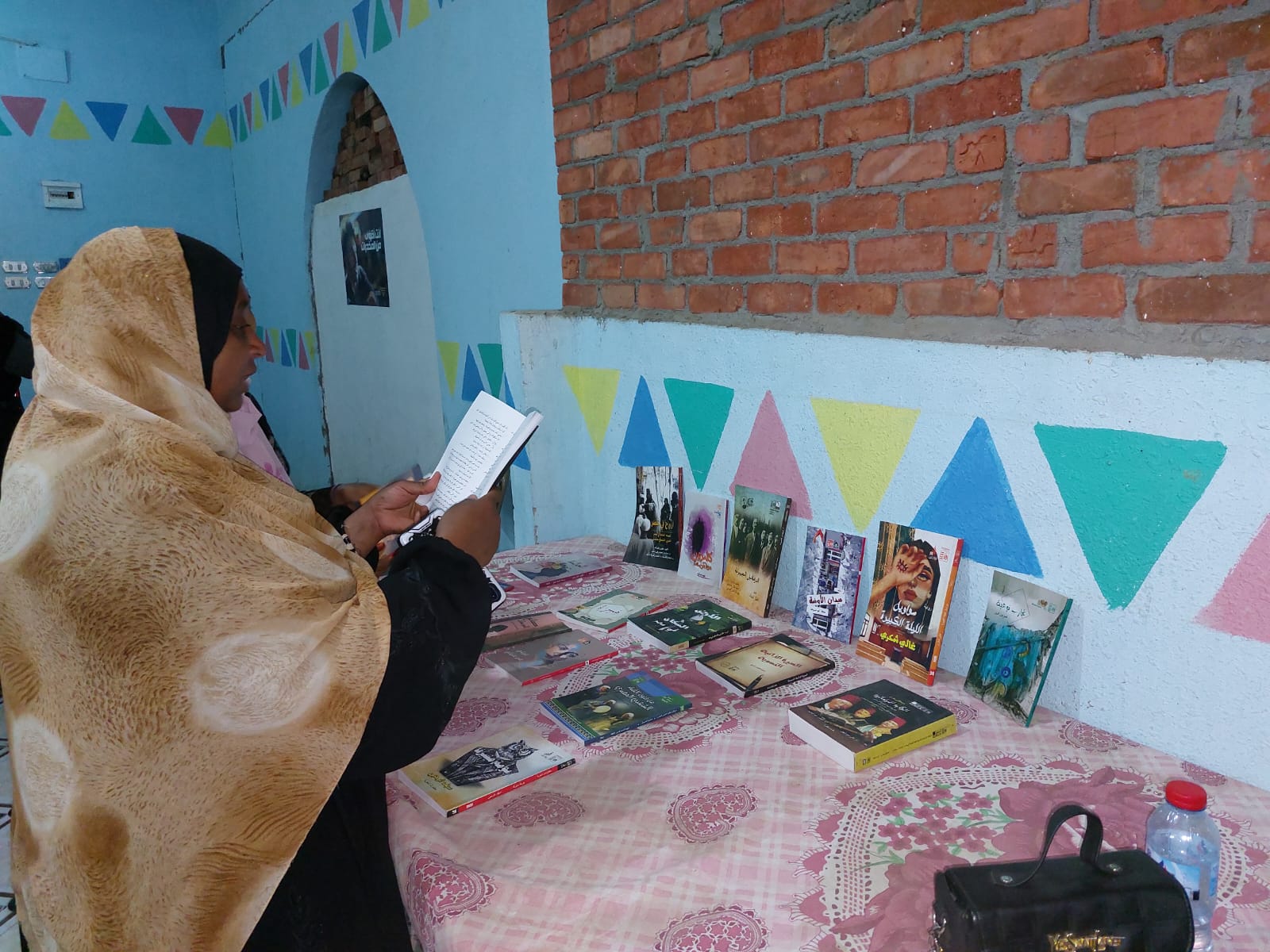 محافظ أسوان :وصول الخدمات الثقافية والفنية للقرى والمناطق النائية